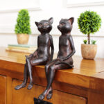 Retro Sitting Cats Ornament