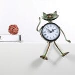Funky Cat Design Iron Table Clock