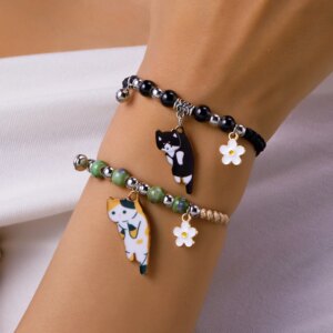 Cartoon Cat Flower Charm Bracelet