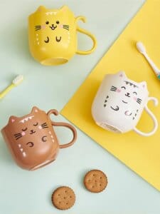 cute cat plastic mug