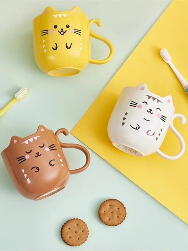 cute cat plastic mug